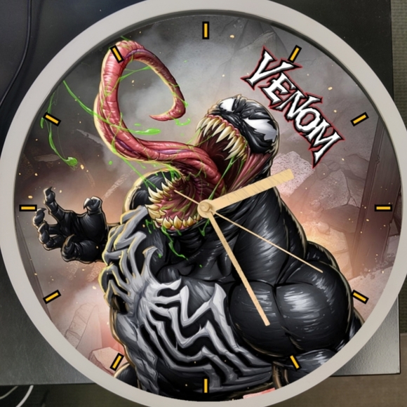 Venom clock - Picture 3 of 3